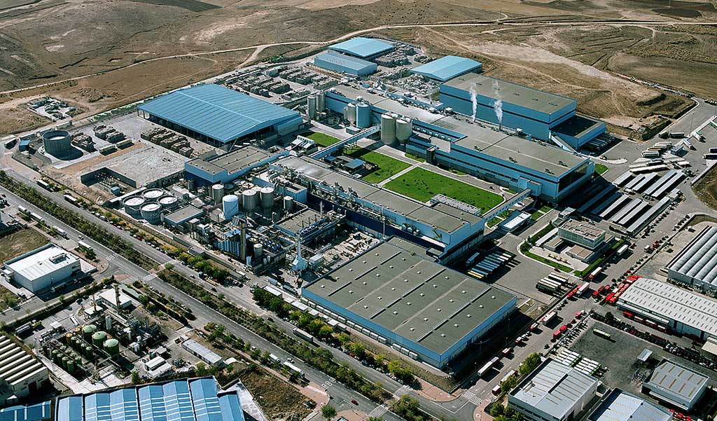 Prefabricación y montaje de tuberías y colocación de colectores y válvulas Preymontub SL